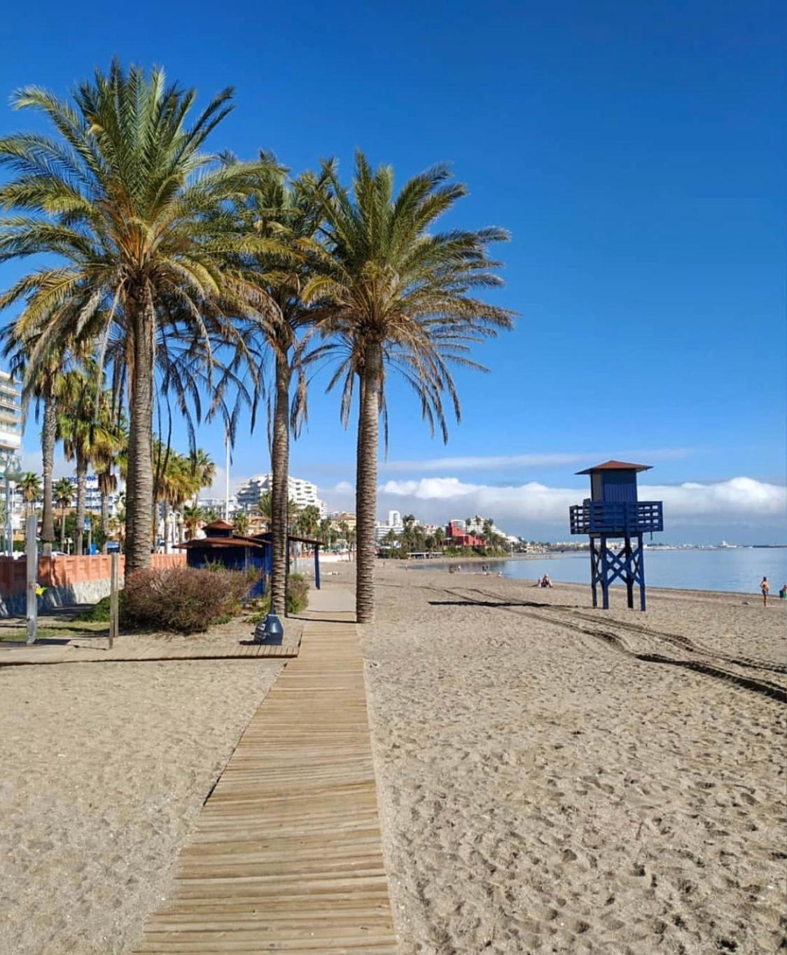 Apartamento Aloha Playa , Vistas Al Mar Daire Benalmádena Dış mekan fotoğraf